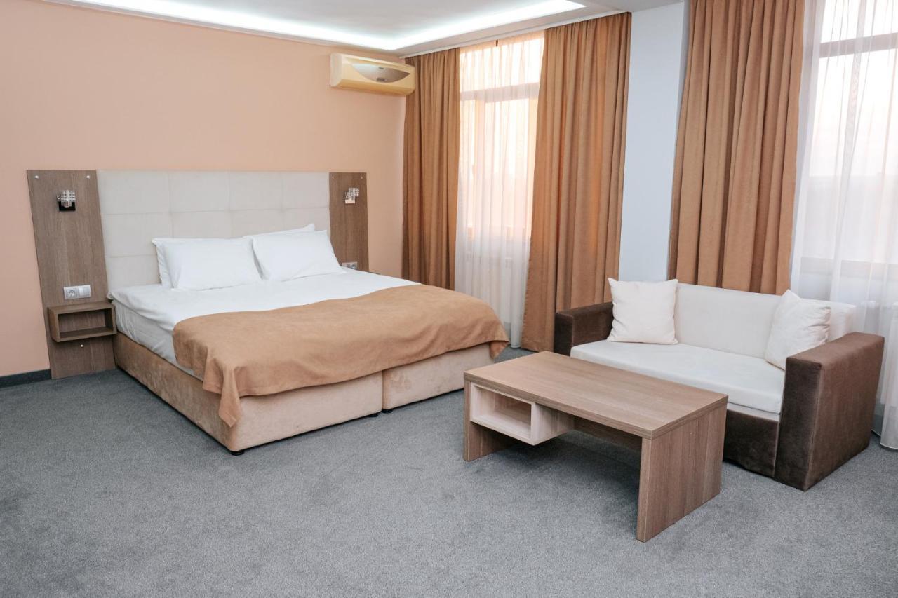 Hotel Tundzha - Renovated! Yambol 외부 사진
