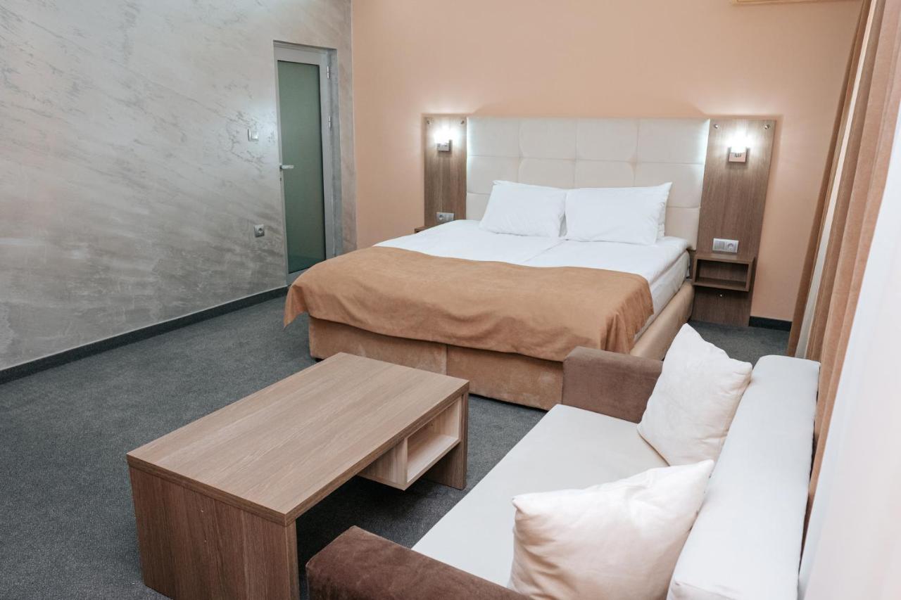 Hotel Tundzha - Renovated! Yambol 외부 사진