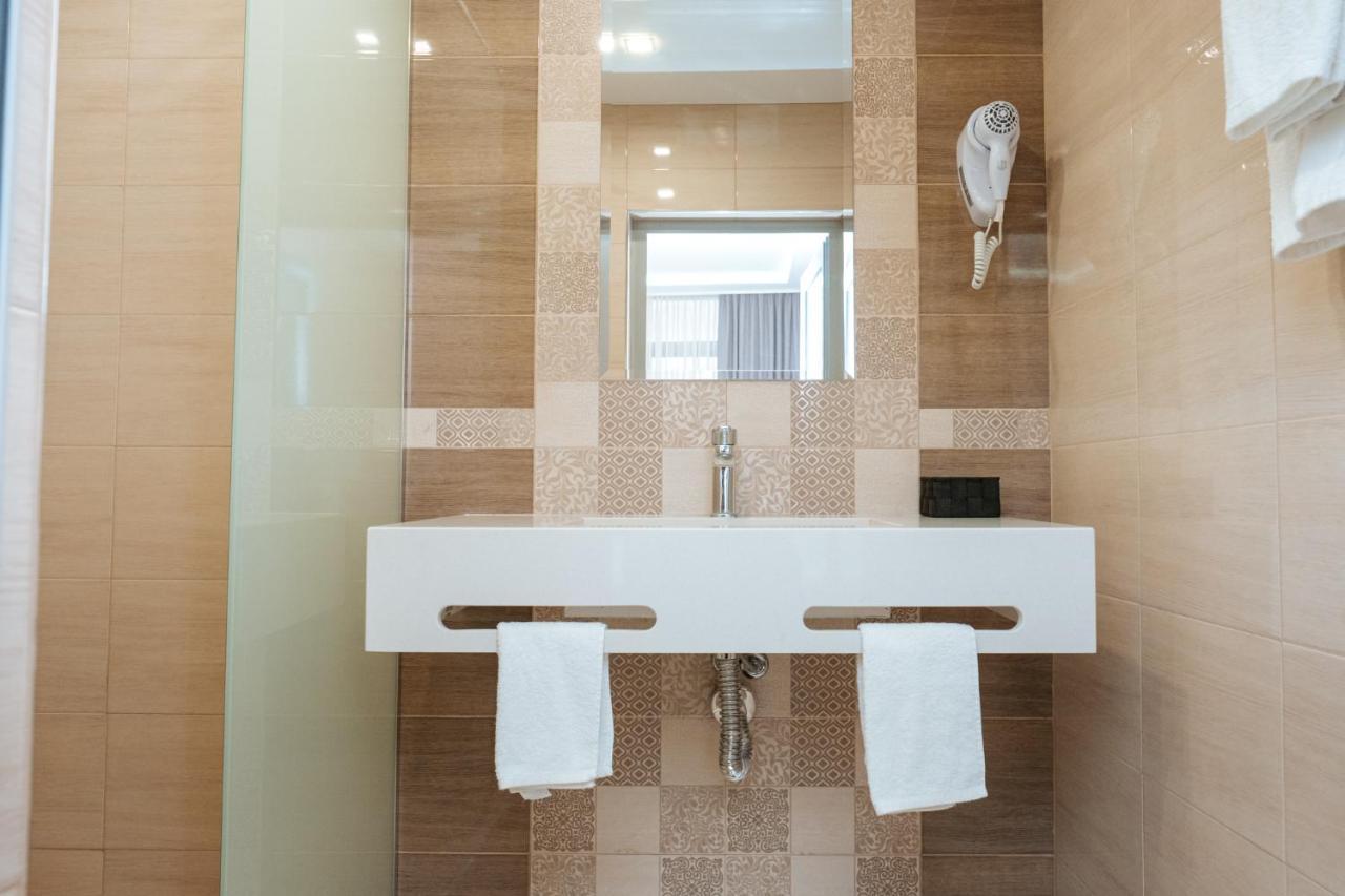 Hotel Tundzha - Renovated! Yambol 외부 사진