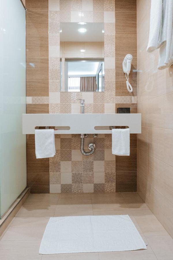 Hotel Tundzha - Renovated! Yambol 외부 사진